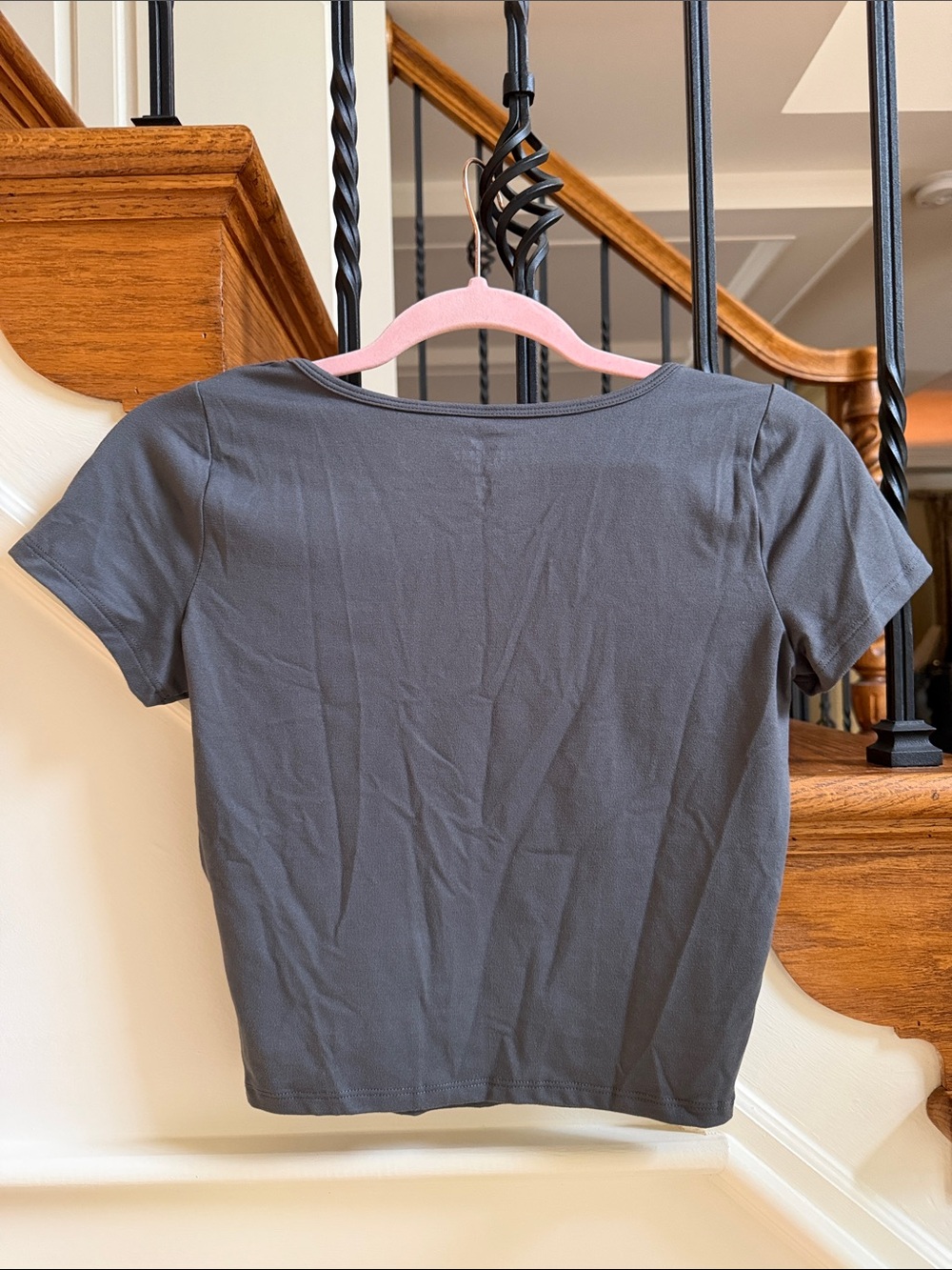 HOLLISTER Crop Top - Picture 4 of 6